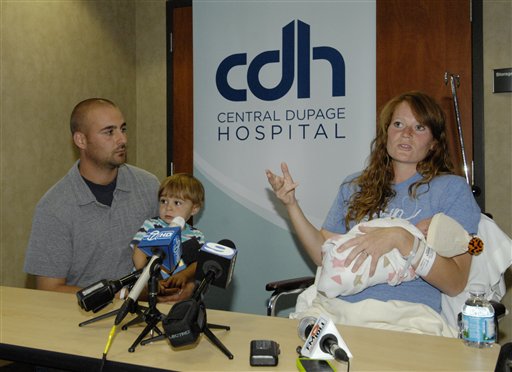 Woman gives birth after running Chicago Marathon