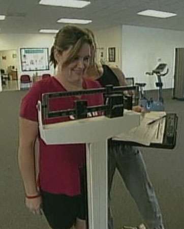 Heather Hansen, a former contestant on NBC's "The Biggest Loser," will be donating her kidney to Kalynn Olsen, a stranger she met at a sandwich shop she frequents.