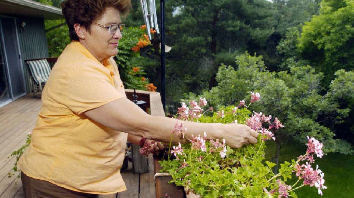 Arthritis patients encouraged to keep moving