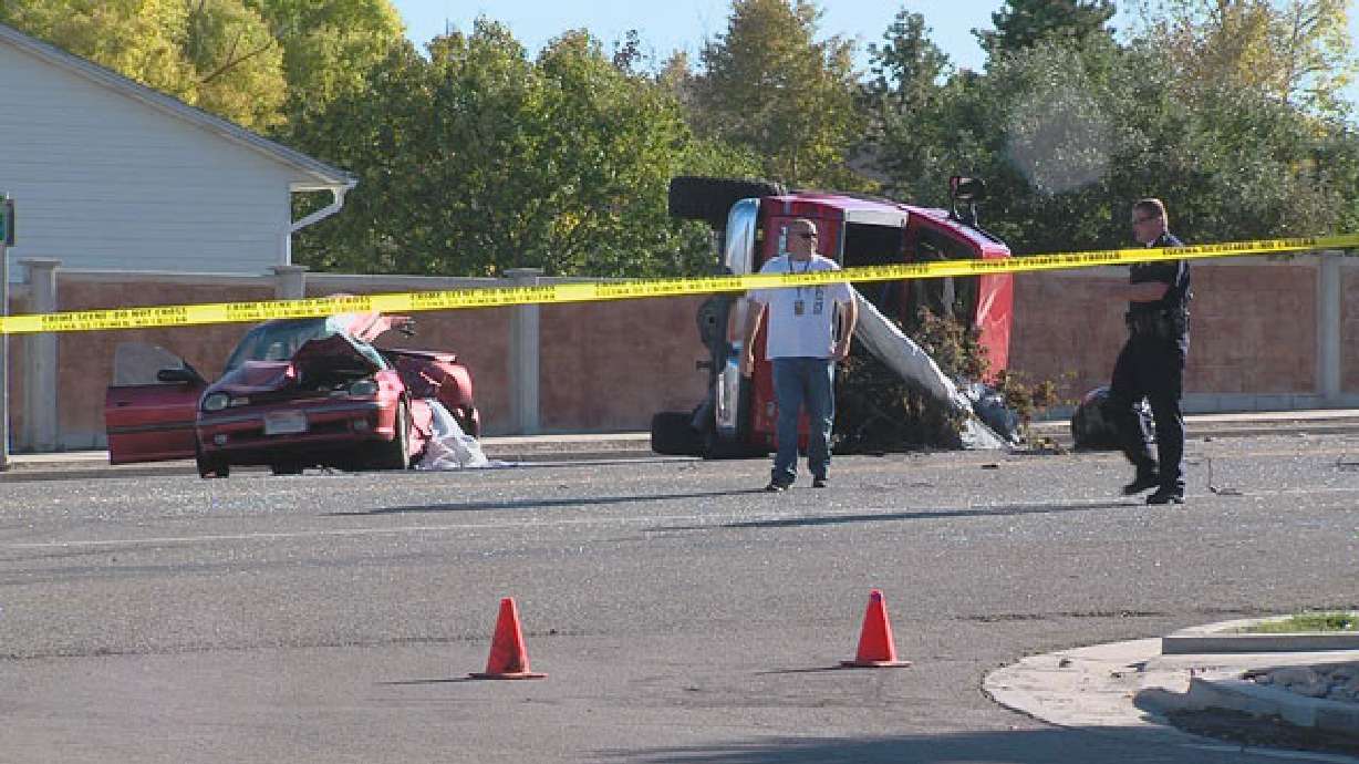 Teen killed in New Bingham Hwy crash