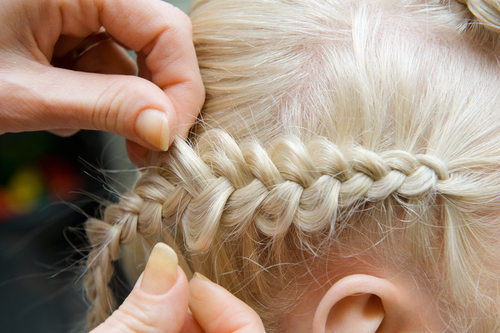 Lawmaker pushes for change to hair braiding law