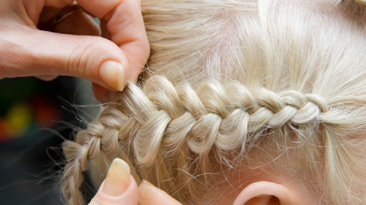 Lawmaker pushes for change to hair braiding law