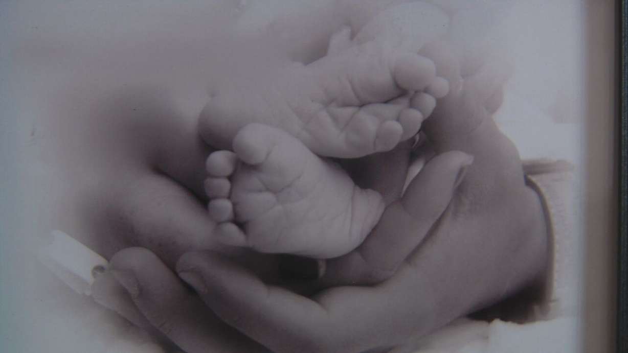 Parents of stillborn share message of hope