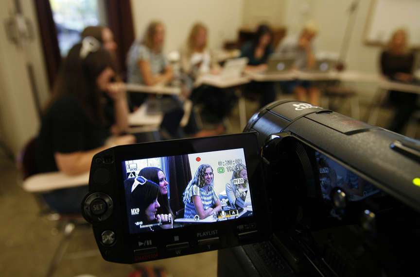 Watching the watchers: Course looks at transparency and privacy in digital age