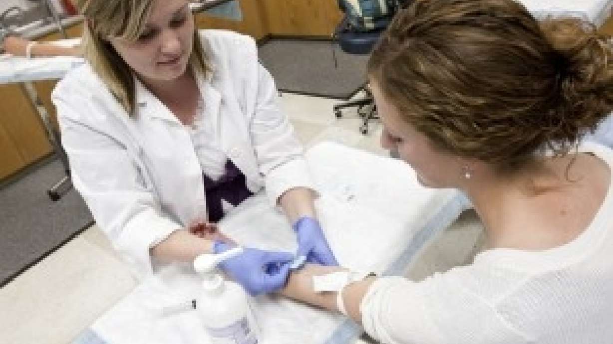 Nursing grads struggle to find work