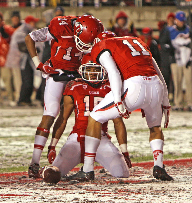 Utah Utes running back John White IV (15) kneels after scoring the only first half touchdown as the University of Utah plays UCLA in PAC 12 football Saturday, Nov. 12, 2011 in Salt Lake City, Utah. (Tom Smart, Deseret News)