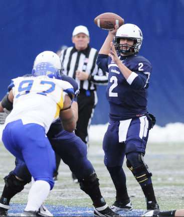 Utah State's QB Adam Kennedy throws a pass
against San Jose State.