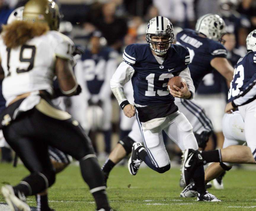 BYU QB Riley Nelson runs against Idaho (AP
Photo)