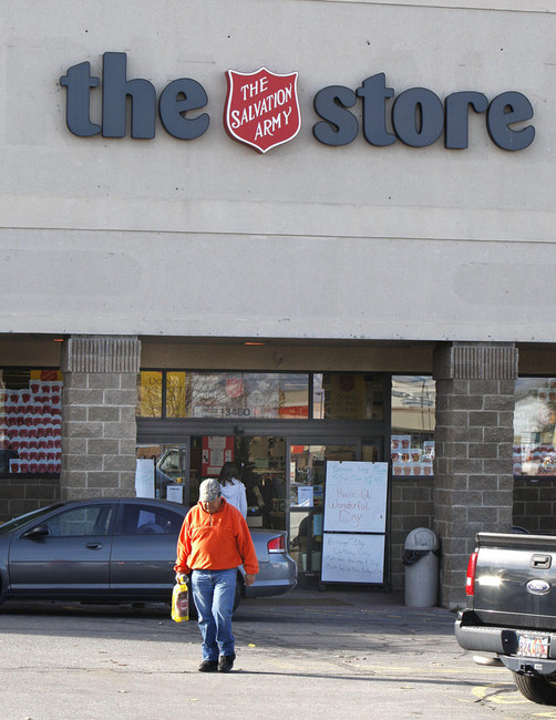 Thrifts, consignment shops seek slice of Black Friday pie