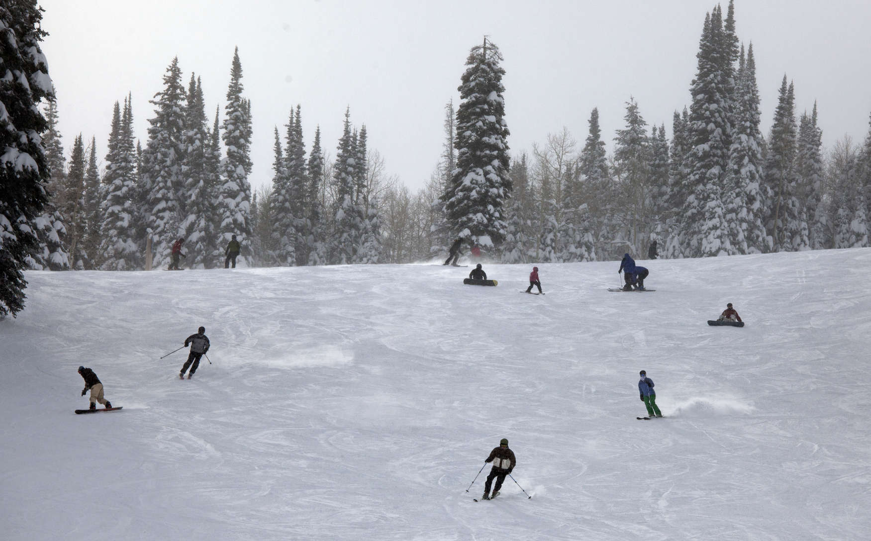 Pursuit for the title 'Greatest Snow in Utah'