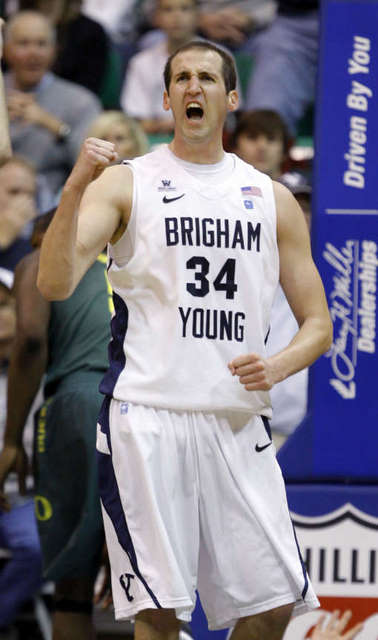 BYU's Noah Hartsock celebrates against Oregon. 
(Deseret News)