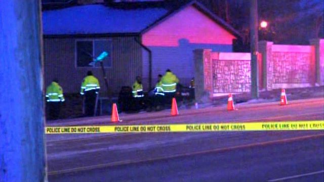 Car crashes into Kearns house, kills 2 in car