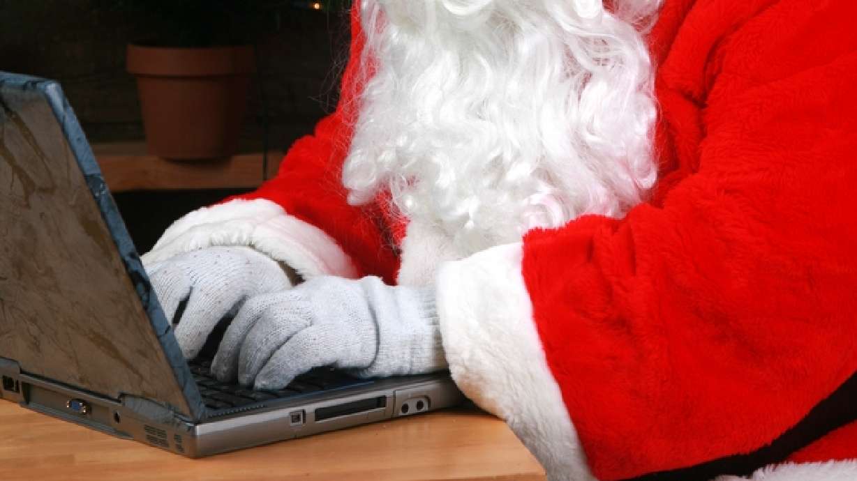 5 things to know about tracking Santa's journey