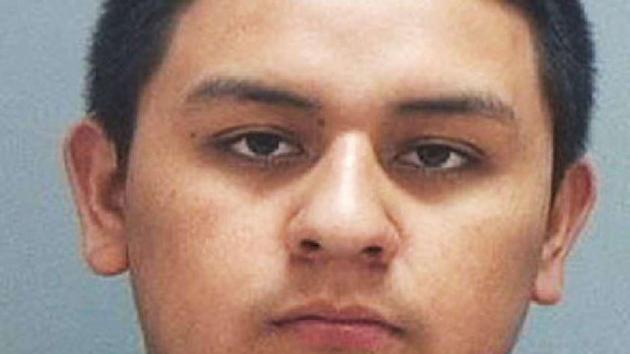 17-year-old sentenced in killing of classmate over iPod