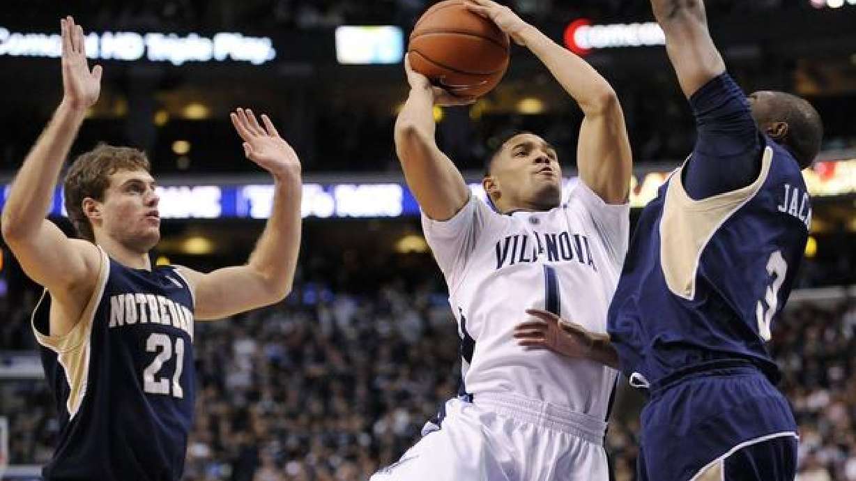 Jazz signs Scottie Reynolds