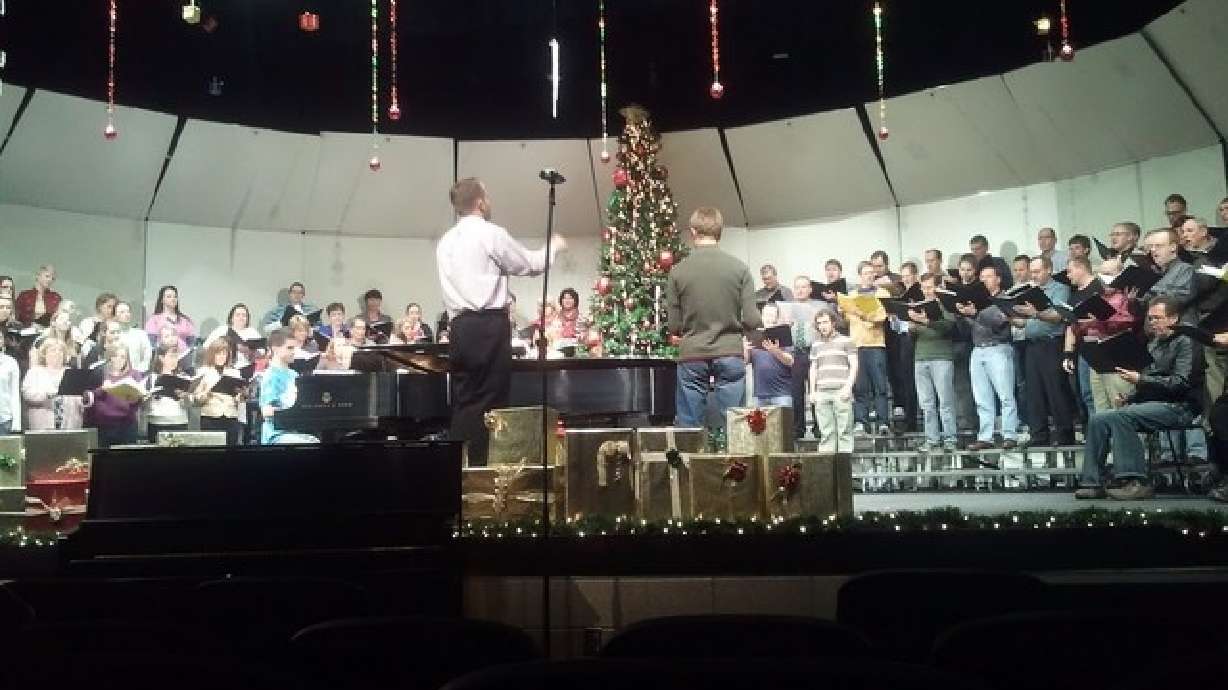 Dedicated members make Mapleton Chorale a success