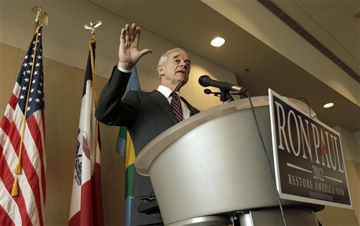 Gingrich's fall prompts Ron Paul rise leading up to Iowa caucuses