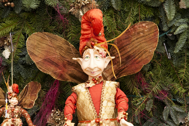 5 ways to adapt Christmas traditions to your growing family
