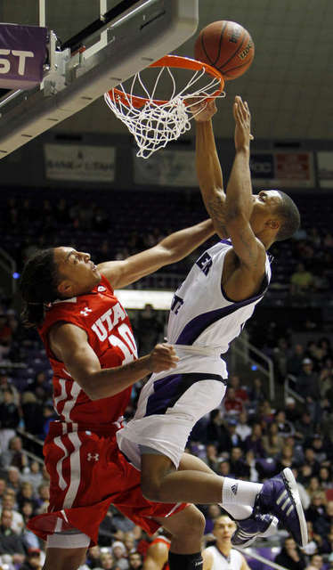 Damian Lillard goes up for a shot against Utah.
(Deseret News)