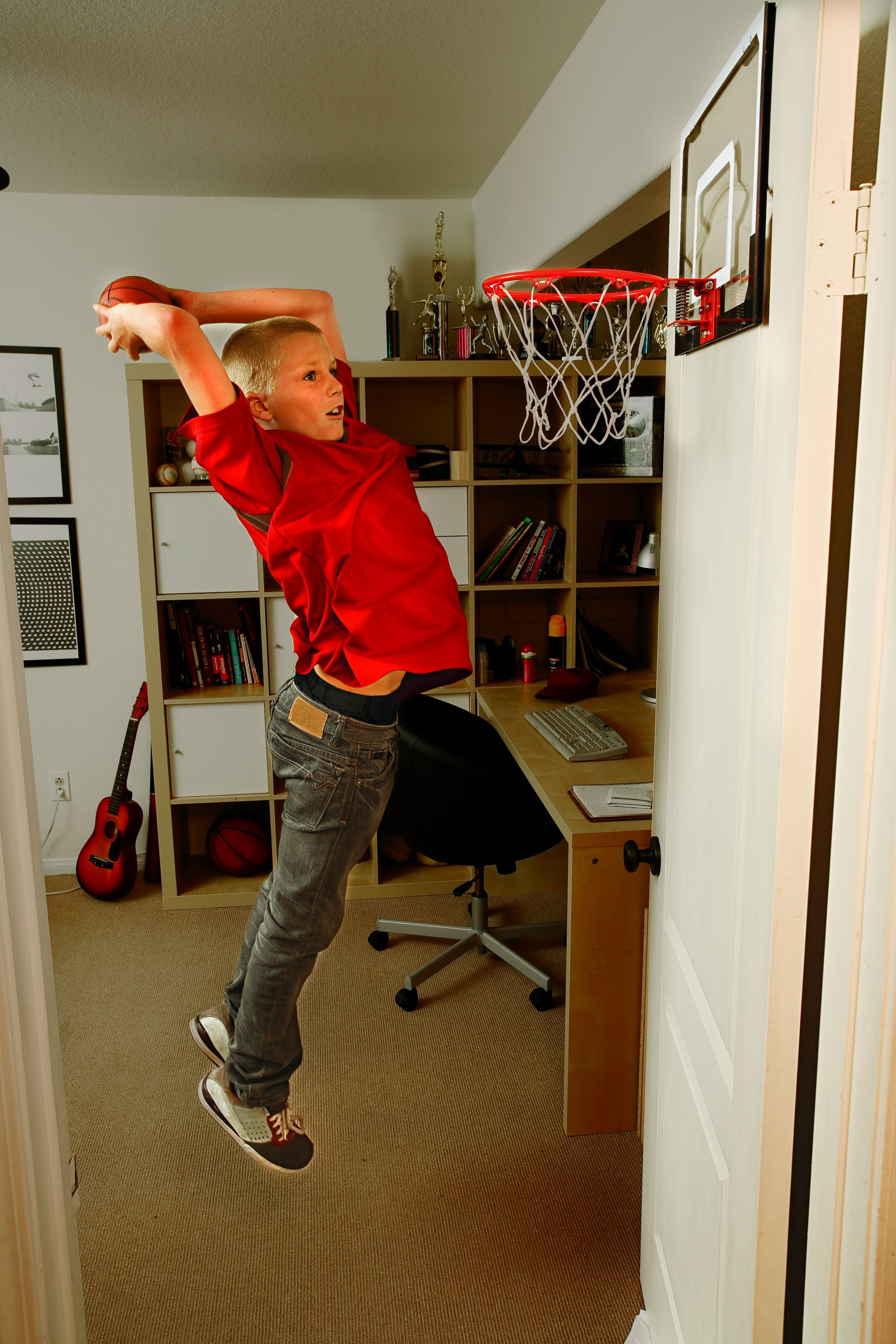 Last minute gift ideas for your sports guy or girl