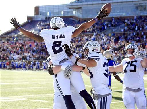 College football teams to buy or sell in 2012