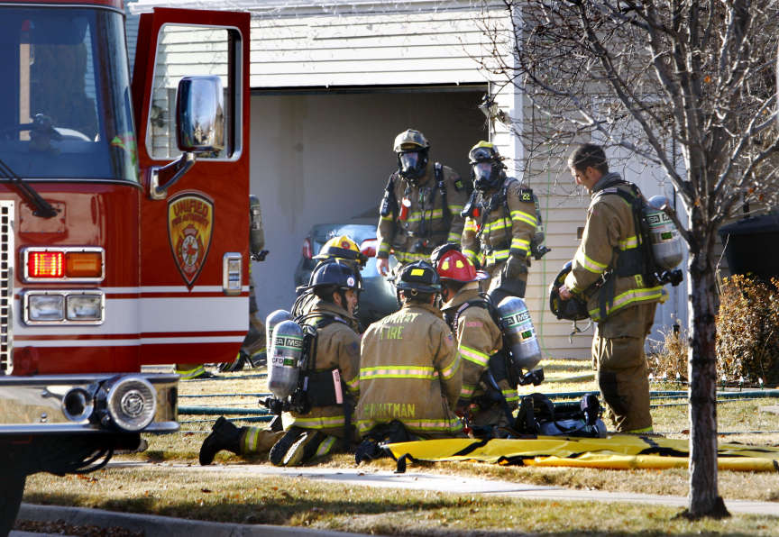 Murray house fire displaces two families