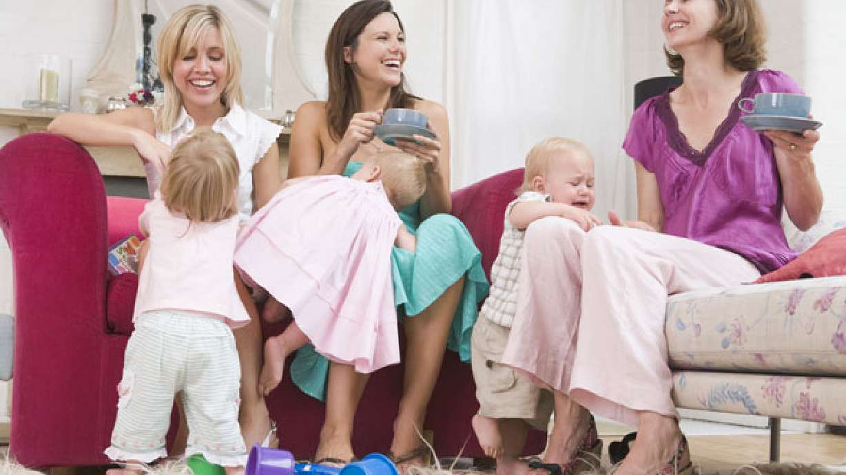 Simple ways moms can help each other out