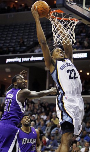 Memphis Grizzlies forward Rudy Gay (22) dunks 
over Sacramento Kings forward J.J. Hickson (31) 
in the first half of an NBA basketball game on 
Tuesday, Jan. 3, 2012, in Memphis, Tenn. (AP 
Photo/Jim Weber)