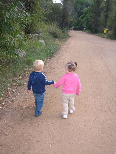 Ways to plan a successful playdate — for you and your child