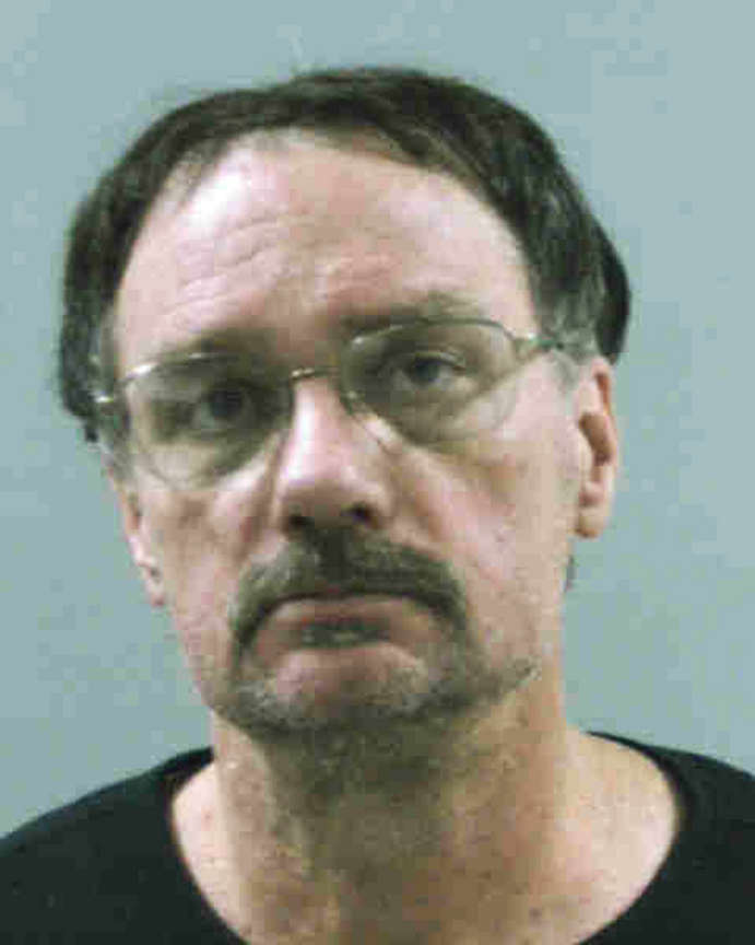 Change of plea expected in knife smuggling case