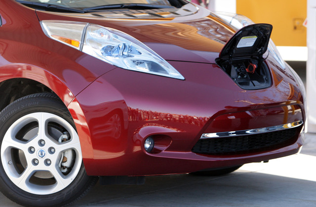 Skeptics balk at Herbert's clean air initiative