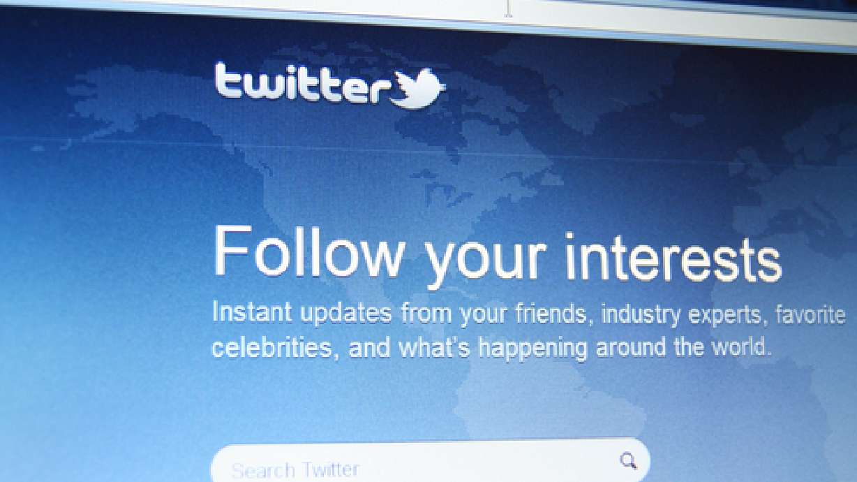 Social media buzzes over midterm elections