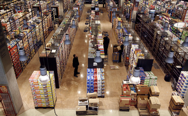 Harmons grocery store opens in City Creek