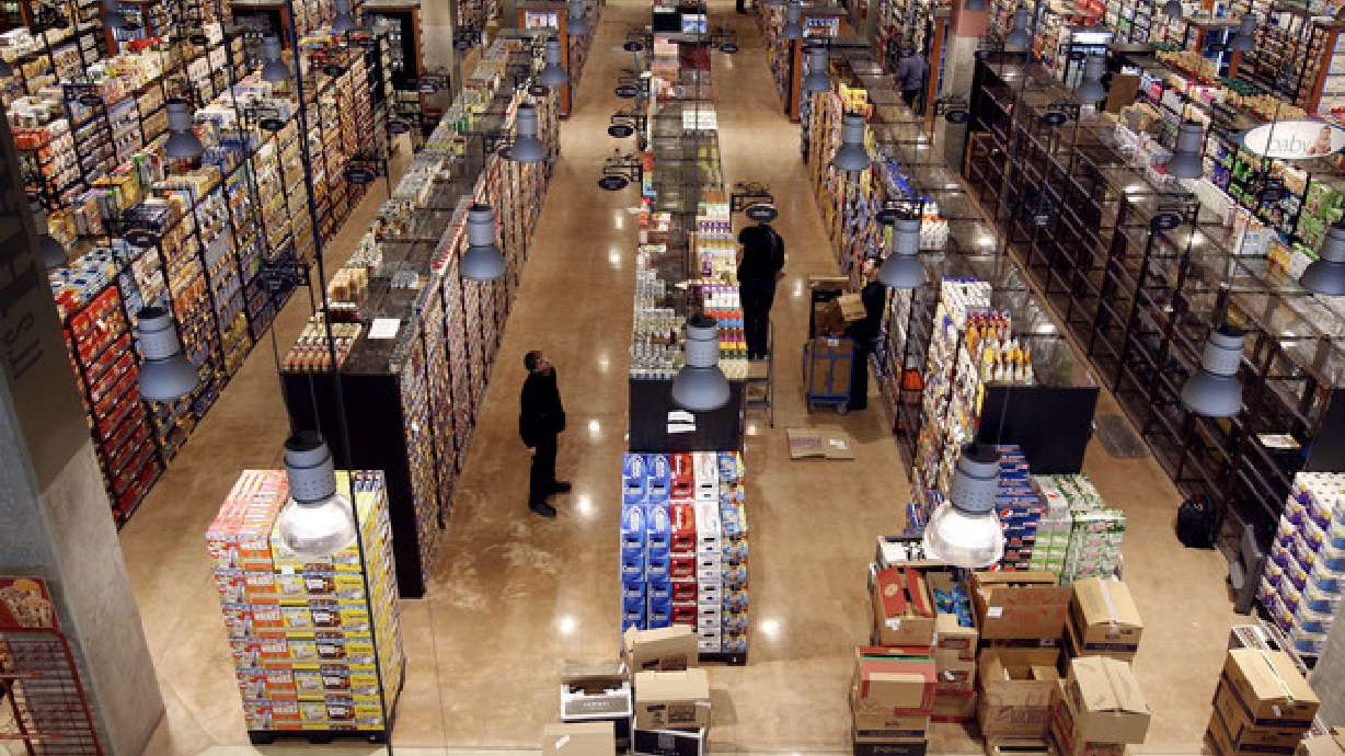 Harmons grocery store opens in City Creek