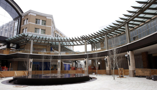 City Creek store roster announced