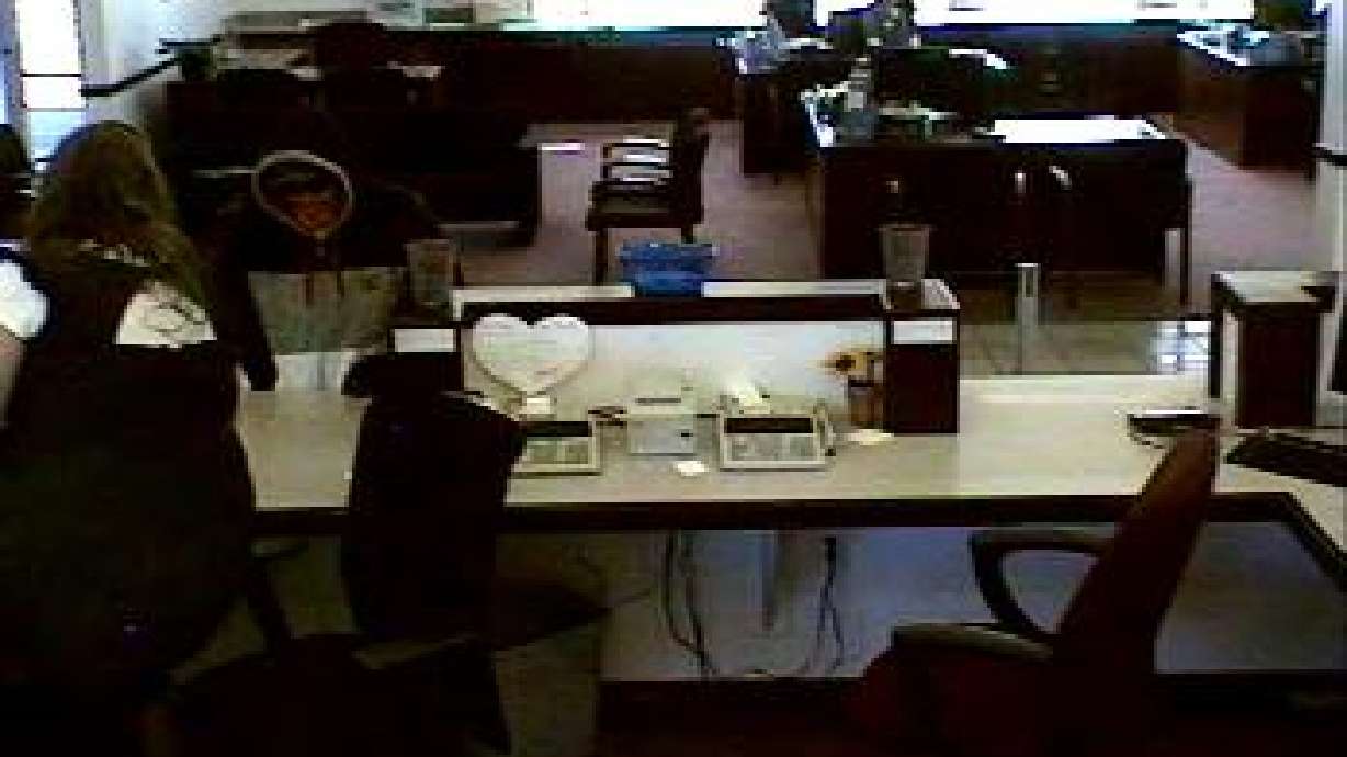 Riverton bank robber caught on surveillance