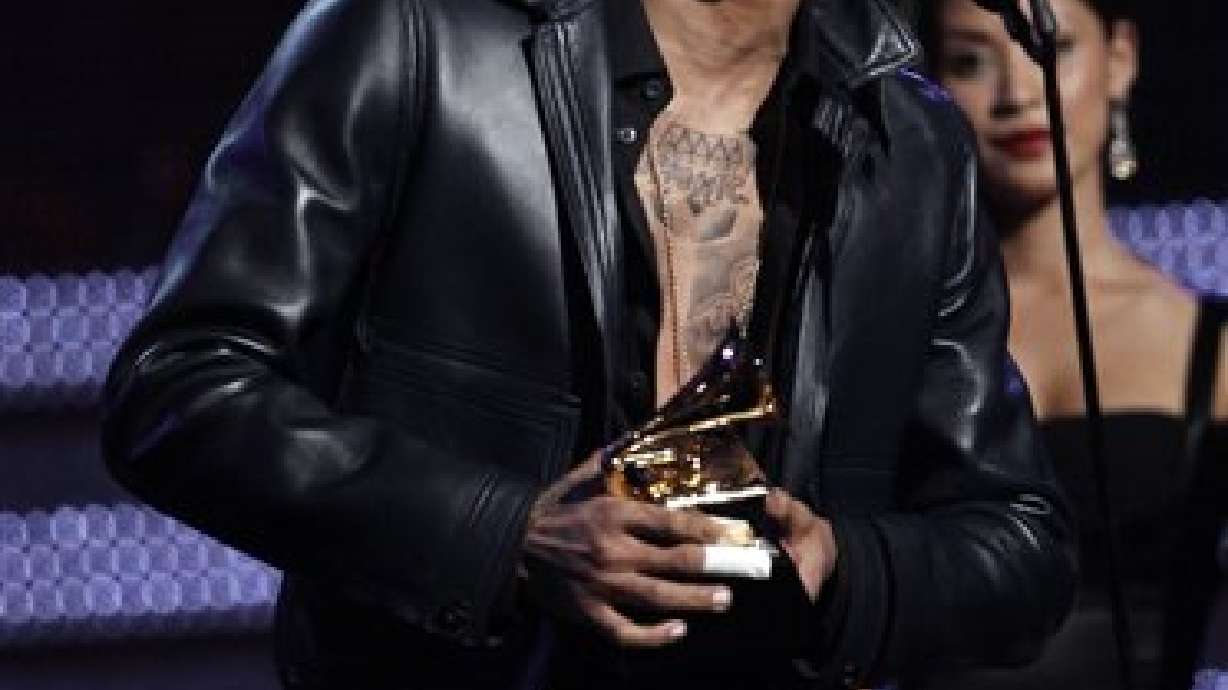 Chris Brown facing imminent arrest in Miami Beach robbery
