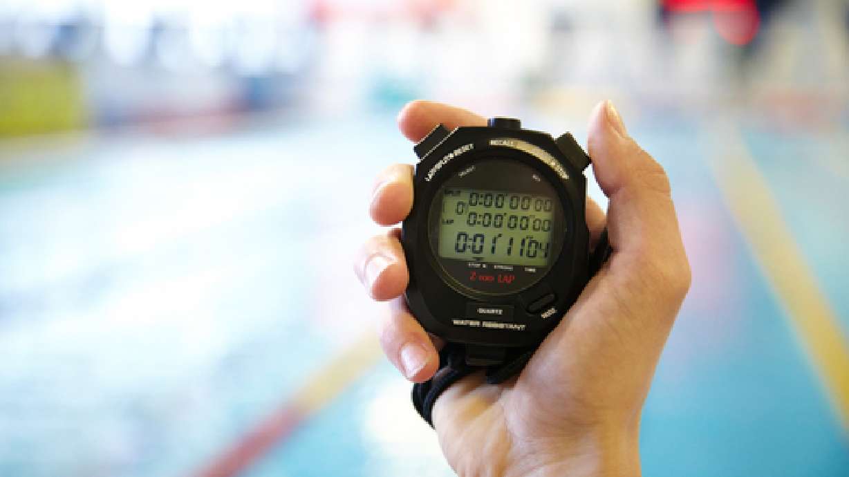 High school swim team gives up win for integrity