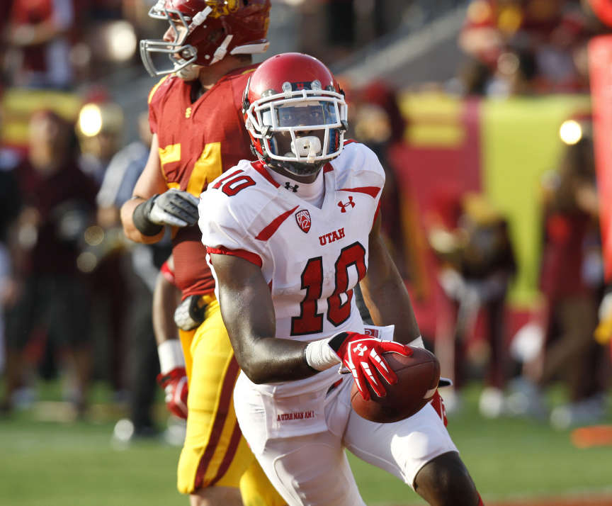 Utah Utes wide receiver DeVonte Christopher (10) celebrates after scoring as Utah plays USC (Tom Smart, Deseret News)
