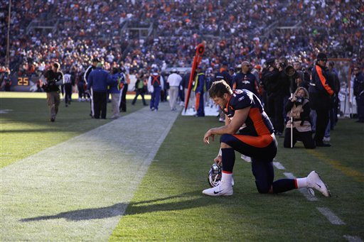 Poll: Athletes displaying faith is OK with most Americans