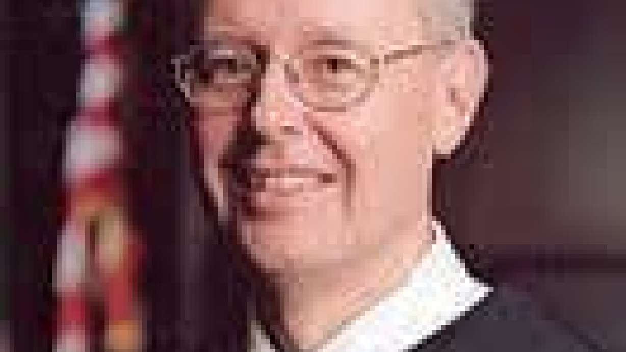 Lee votes no in Senate vote to confirm federal judge