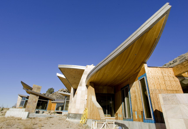 City ends fight to keep Tavaci development