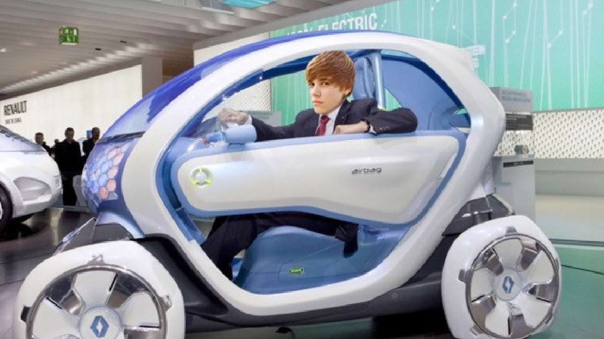 Renault's Twizzy EV for 16 year-olds comes too late for Justin to skip the DMV queue