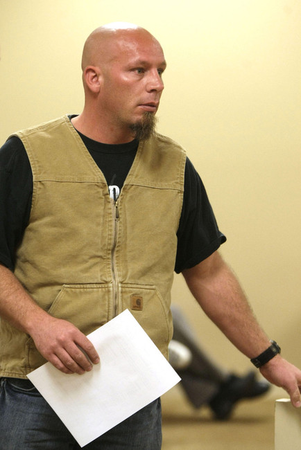 Ex-deputy heads to court for illegal strip searches