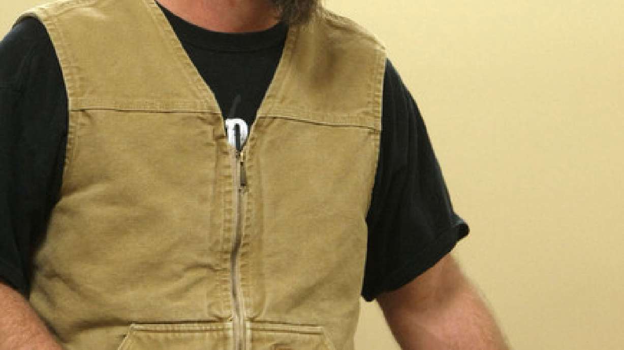 Ex-deputy heads to court for illegal strip searches