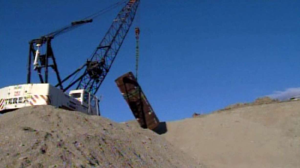 Murdock Canal trail closed, under construction