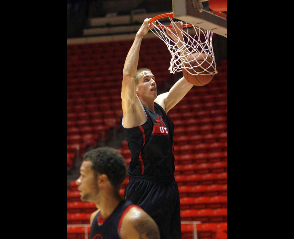 David Foster shoots during Utah basketball practice at the Huntsman Center at the University of Utah on Friday, October 13, 2011. (Laura Seitz, Deseret News)