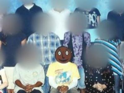 'Offensive' class photo, an emerald hunt and a wildly ineffective protest