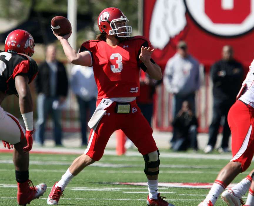 Jordan Wynn throws a pass during a football scrimmage at Eccles Stadium at the University of Utah in Salt Lake City on Saturday, April 7, 2012. (Kristin Murphy, Deseret News)