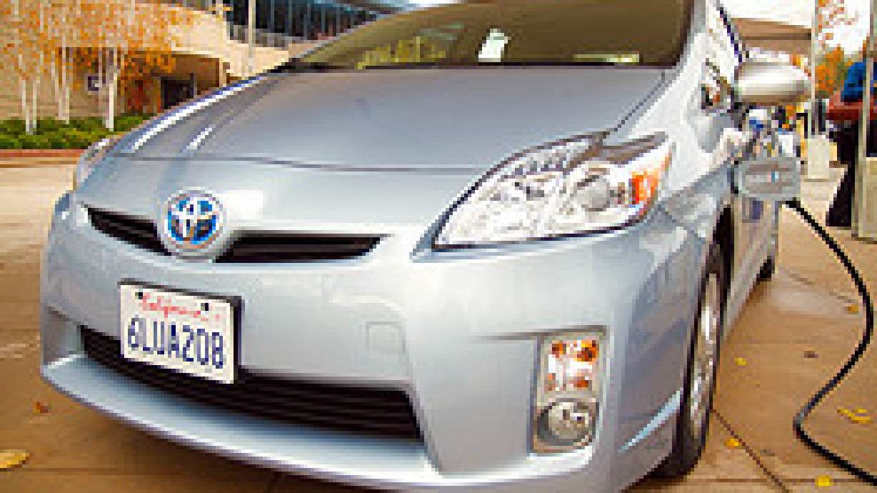 Study Says Hybrid Owners Probably Won't Be Back For Another Car